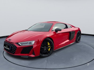 Audi R8 52 FSI quattro 5204cm3 540cv   - 3