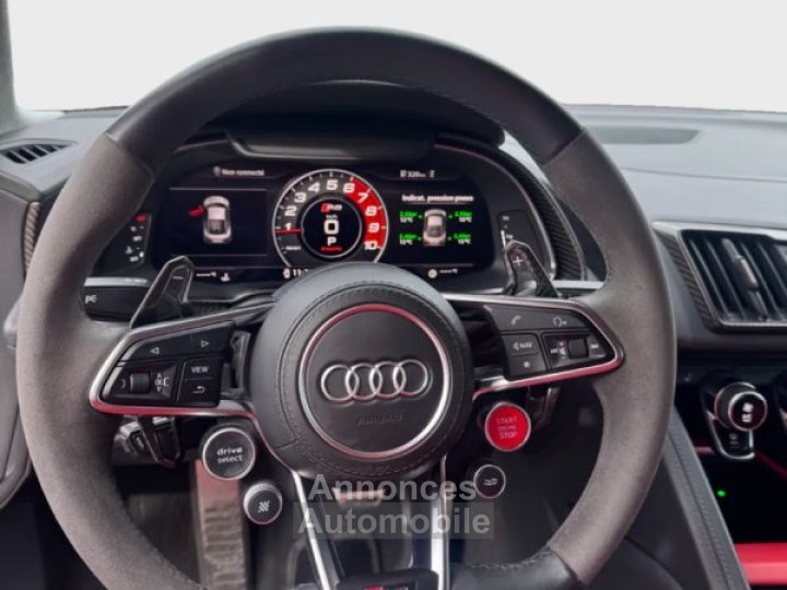 Audi R8 52 FSI quattro 5204cm3 540cv - 12
