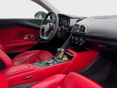 Audi R8 52 FSI quattro 5204cm3 540cv   - 16