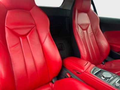 Audi R8 52 FSI quattro 5204cm3 540cv   - 18