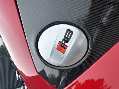 Audi R8 52 FSI quattro 5204cm3 540cv   - 21