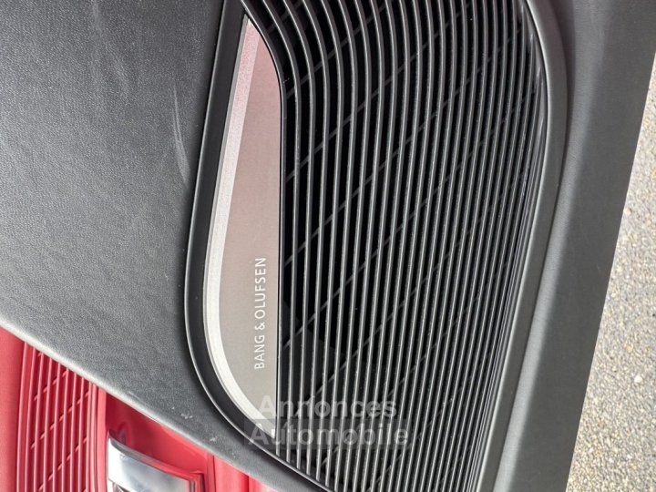 Audi R8 52 FSI quattro 5204cm3 540cv - 22