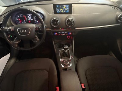 Audi A3 16 l TDI 110 Attraction   - 9