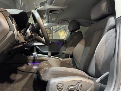 Audi A5 Sportback 40 TFSI 204 S TRONIC 7 Business Line AppleCarPlay / Eclairage d'ambiance   - 8