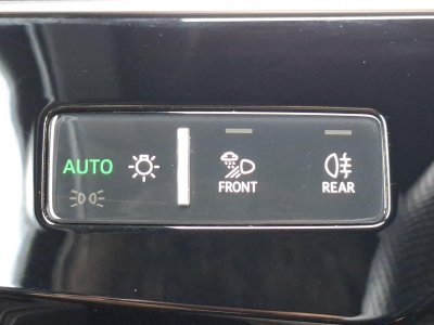 Audi e-tron SPORTBACK Sportback 55 quattro 408 ch S line   - 13