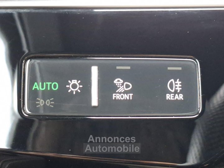 Audi e-tron SPORTBACK Sportback 55 quattro 408 ch S line - 13