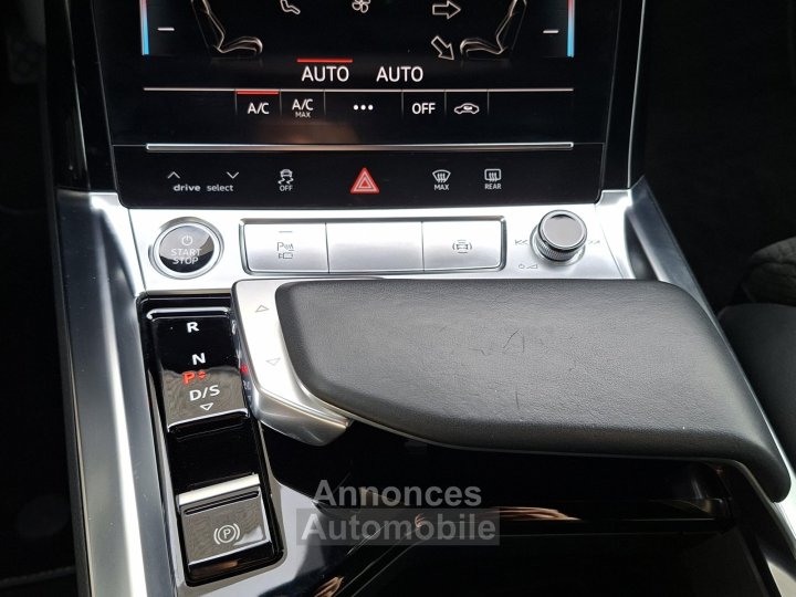 Audi e-tron SPORTBACK Sportback 55 quattro 408 ch S line - 39