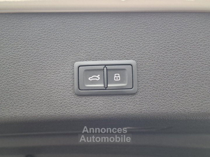 Audi e-tron SPORTBACK Sportback 55 quattro 408 ch S line - 42