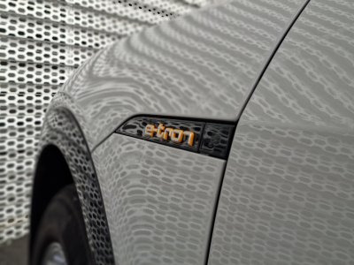 Audi e-tron SPORTBACK Sportback 55 quattro 408 ch S line   - 48