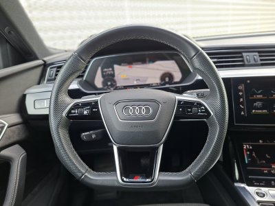 Audi e-tron SPORTBACK Sportback 55 quattro 408 ch S line   - 53