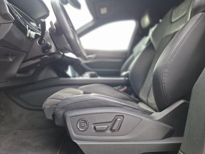 Audi e-tron SPORTBACK Sportback 55 quattro 408 ch S line   - 57