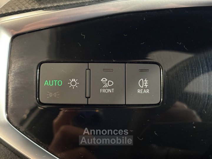 Audi Q3 35 TFSI 150 ch S line - 30