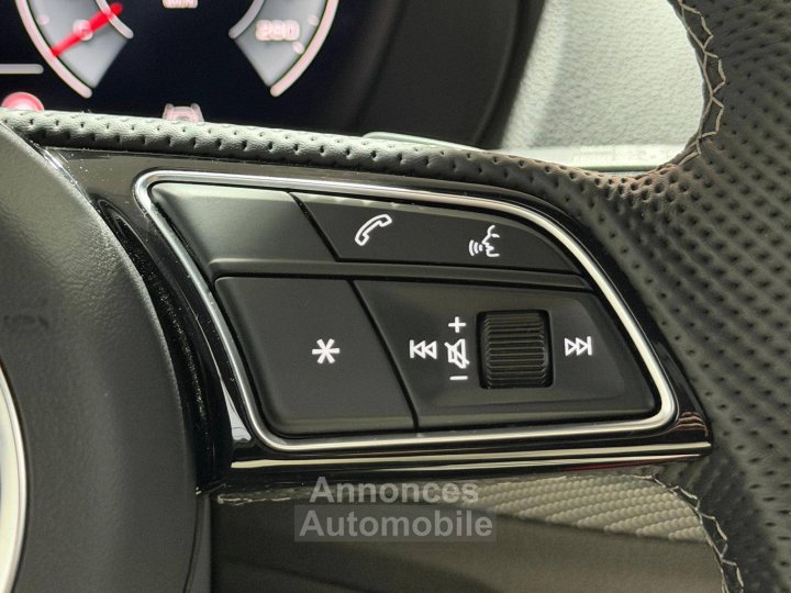 Audi Q2 35 TFSI 150 S tronic 7 S line Plus - 23