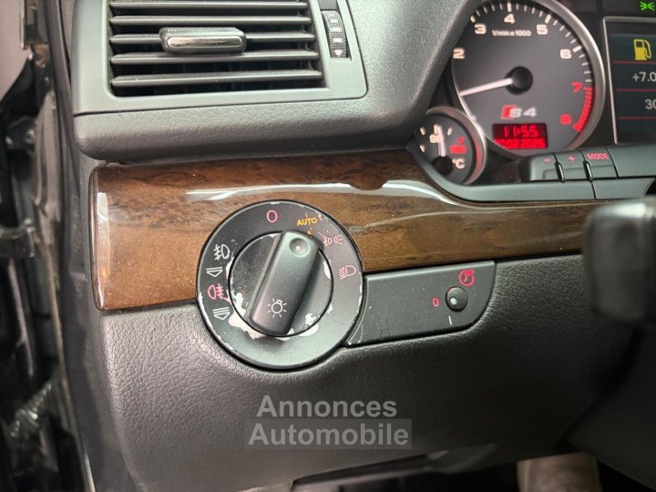 Audi S4 AVANT 42 V8 Quattro - 11