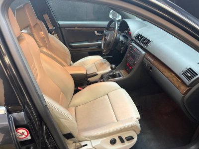 Audi S4 AVANT 42 V8 Quattro   - 13