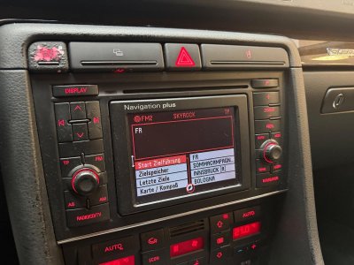 Audi S4 AVANT 42 V8 Quattro   - 18