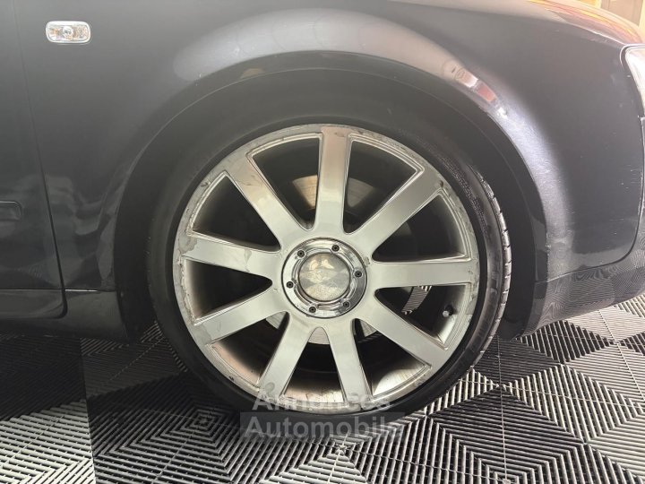 Audi S4 AVANT 42 V8 Quattro - 25