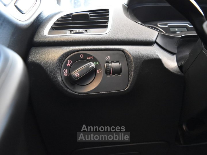 Audi Q3 20 TDI 140 Quattro S line S tronic 7 - 31