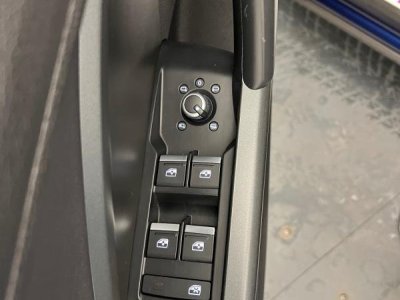 Audi Q3 35 TDI 150 ch S tronic 7 S line   - 4