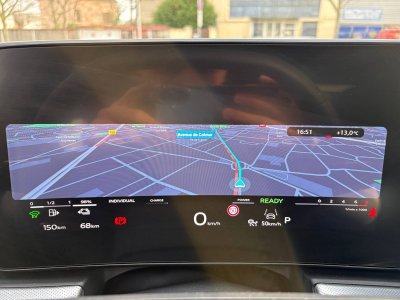 Audi Q3 HYBRIDE e-hybrid 272 ch S tronic 6 S line   - 16