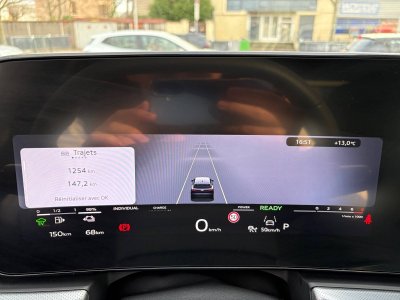 Audi Q3 HYBRIDE e-hybrid 272 ch S tronic 6 S line   - 17