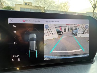 Audi Q3 HYBRIDE e-hybrid 272 ch S tronic 6 S line   - 21