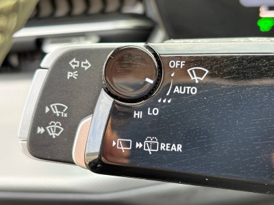 Audi Q3 HYBRIDE e-hybrid 272 ch S tronic 6 S line   - 36