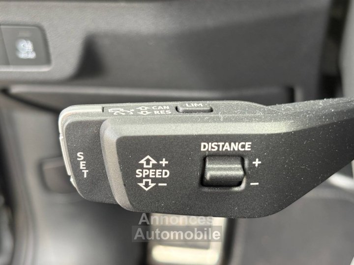 Audi Q3 HYBRIDE e-hybrid 272 ch S tronic 6 S line - 37