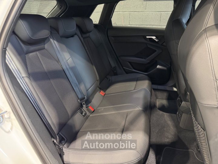 Audi A3 Sportback 40 TFSIe 204 S tronic 6 S Line int&eacute;rieur - 22