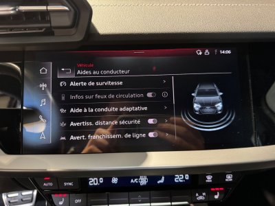 Audi A3 Sportback 40 TFSIe 204 S tronic 6 S Line int&eacute;rieur   - 36