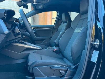 Audi A3 Sportback 35 TFSI 150CH HYBRIDE DESIGN S TRONIC 7   - 10