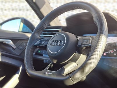 Audi A3 Sportback TFSI Mild Hybrid 150 S tronic 7 S line   - 8