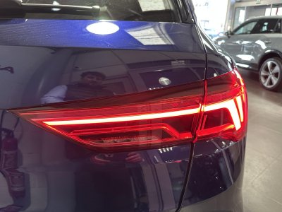 Audi Q3 35 TDI 150 ch S tronic 7 S line plus   - 3