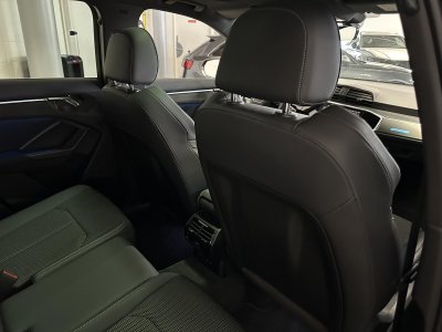 Audi Q3 35 TDI 150 ch S tronic 7 S line plus   - 14