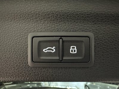 Audi Q3 35 TDI 150 ch S tronic 7 S line plus   - 16