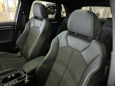 Audi Q3 35 TDI 150 ch S tronic 7 S line plus   - 20