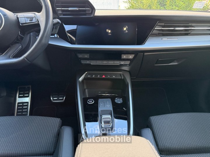 Audi A3 BERLINE 35 TFSI Mild Hybrid 150 S tronic 7 S Line toit ouvrant carplay matrix led Garantie 12 Mois - 12