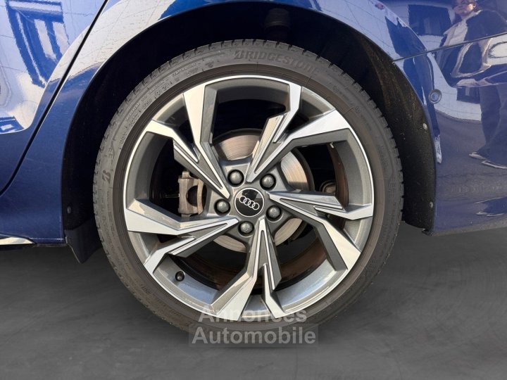 Audi A3 BERLINE 35 TFSI Mild Hybrid 150 S tronic 7 S Line toit ouvrant carplay matrix led Garantie 12 Mois - 18