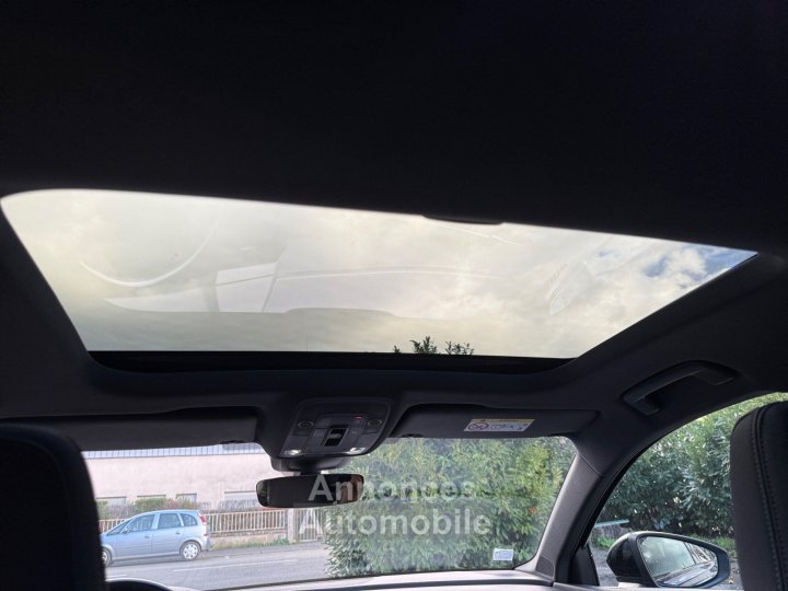 Audi A3 BERLINE 35 TFSI Mild Hybrid 150 S tronic 7 S Line toit ouvrant carplay matrix led Garantie 12 Mois - 19
