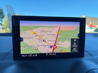 Audi Q2 30 TDI 116ch S line S tronic ** SIEGES CHAUFFANT / CARPLAY / SUIVI COMPLET / CAMERA**   - 17