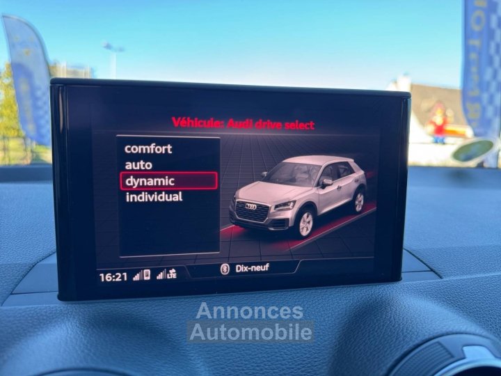 Audi Q2 30 TDI 116ch S line S tronic ** SIEGES CHAUFFANT / CARPLAY / SUIVI COMPLET / CAMERA** - 18