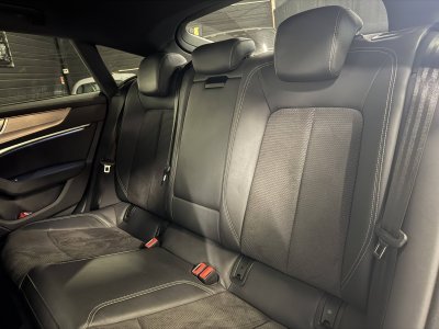 Audi A7 Sportback II 55 TFSIe 367ch Comp&eacute;tition quattro S tronic 7 Euro6d-T   - 7