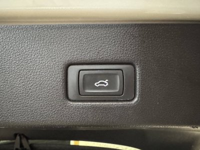 Audi A7 Sportback II 55 TFSIe 367ch Comp&eacute;tition quattro S tronic 7 Euro6d-T   - 17