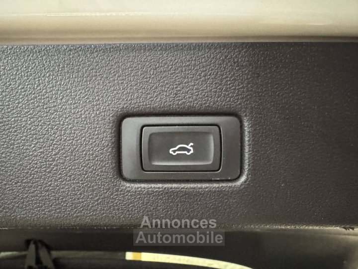 Audi A7 Sportback II 55 TFSIe 367ch Comp&eacute;tition quattro S tronic 7 Euro6d-T - 17