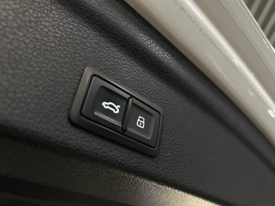 Audi Q3 II 35 TDI 150ch S line S tronic 7   - 8