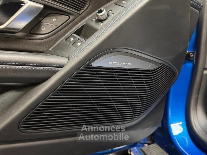 Audi R8 Coup&eacute; 52 FSi V10 Quattro S-Tronic7 570CH - 5