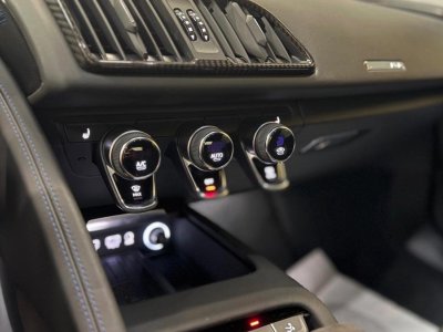 Audi R8 Coup&eacute; 52 FSi V10 Quattro S-Tronic7 570CH   - 9