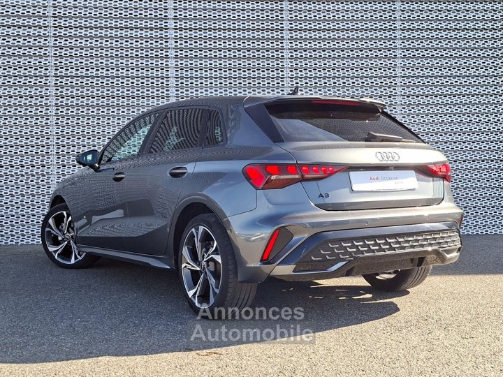 Audi A3 Sportback TFSI Mild Hybrid 116 S tronic 7 S line - 4