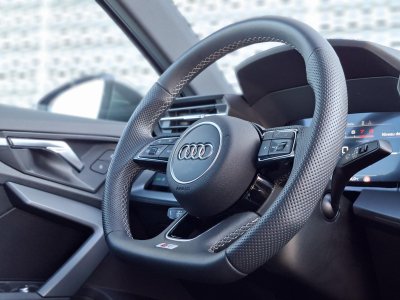 Audi A3 Sportback TFSI Mild Hybrid 116 S tronic 7 S line - 8