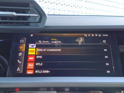 Audi A3 Sportback TFSI Mild Hybrid 116 S tronic 7 S line - 20